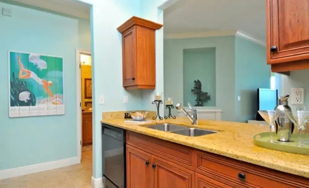Direct Beach Front Apartment 3