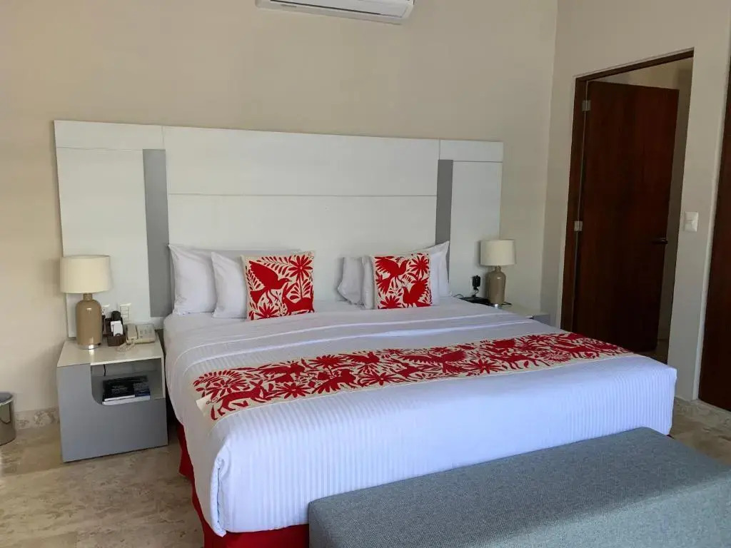 Xaha Villas Suites & Golf Resort