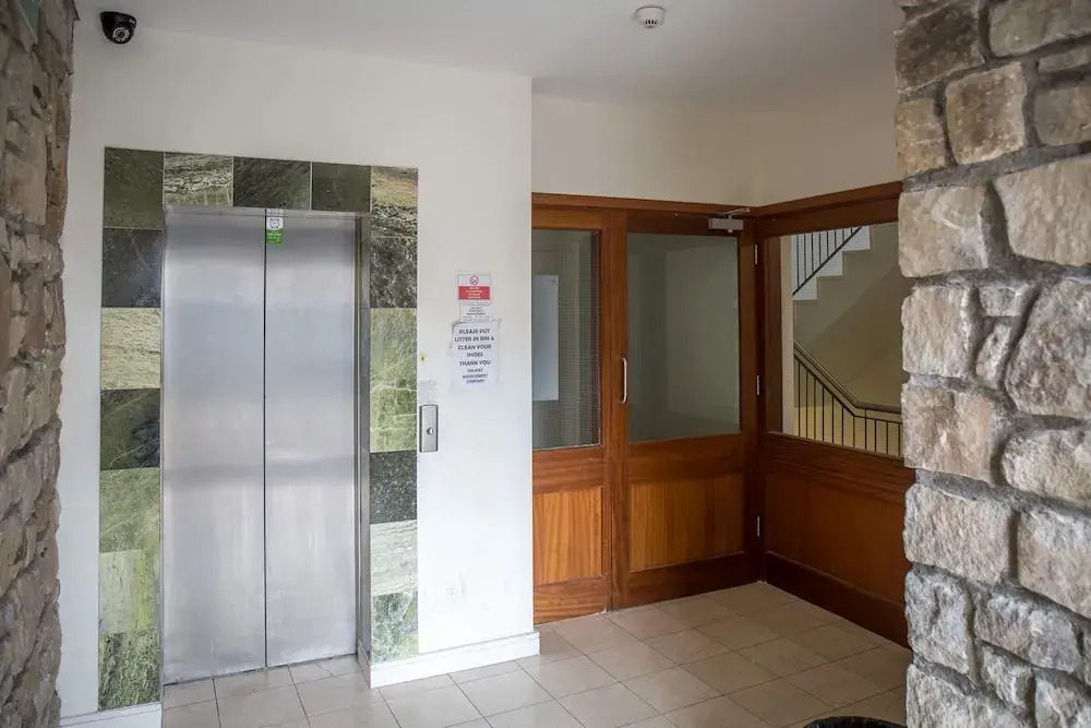 5 Courthouse Square Clifden