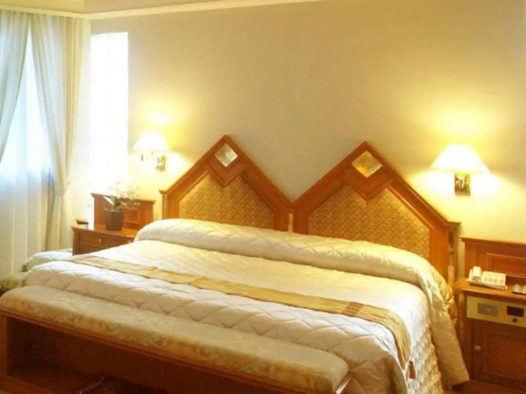 Royal Denai Hotel
