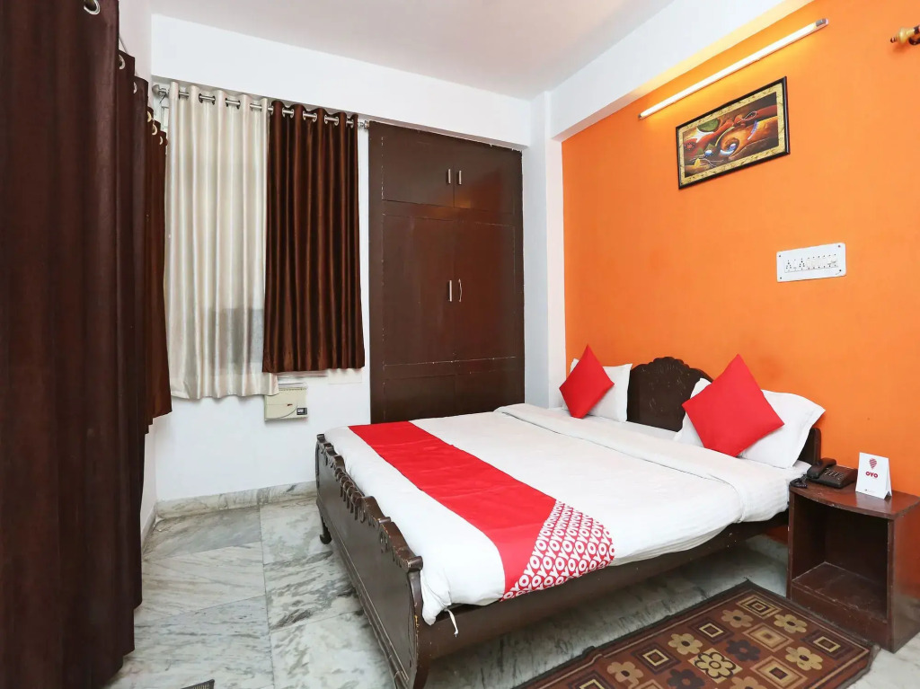 OYO 13216 Sidhi Vinayak Residency