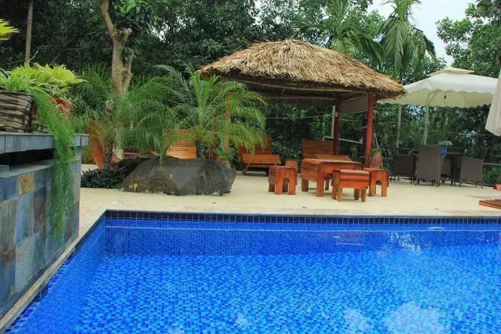 Mit Hilltop Homestay