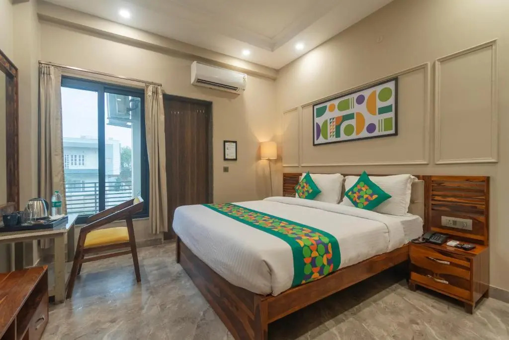 Treebo Aashirwad Bliss Inn With Swimming Pool