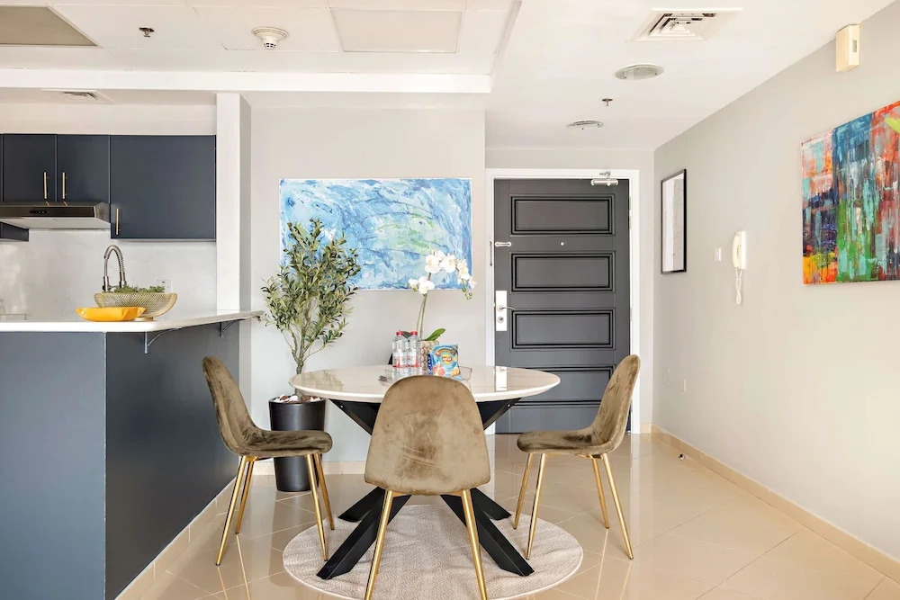 Silkhaus Concorde Tower 1BR Near Almas East Lake