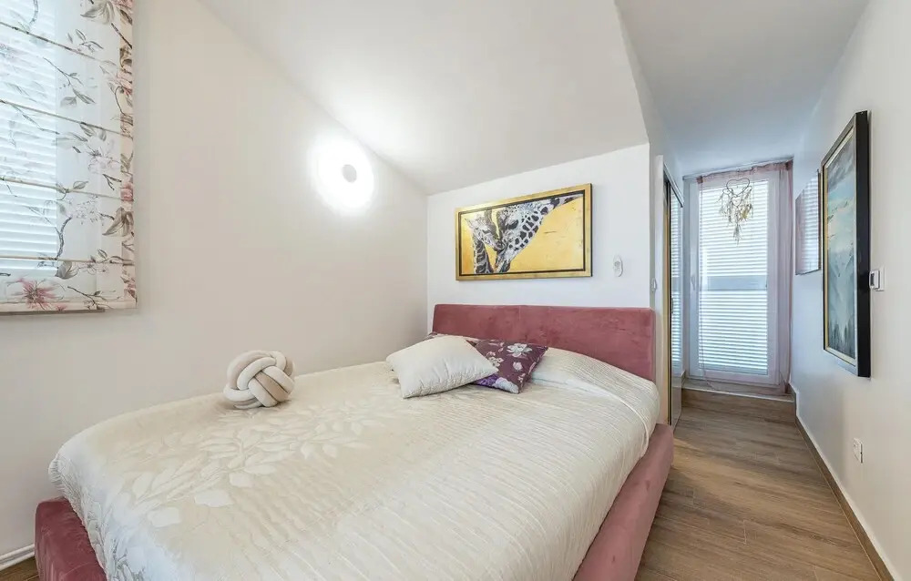 Amazing Apartment in Zadar With 3 Bedrooms and Wifi