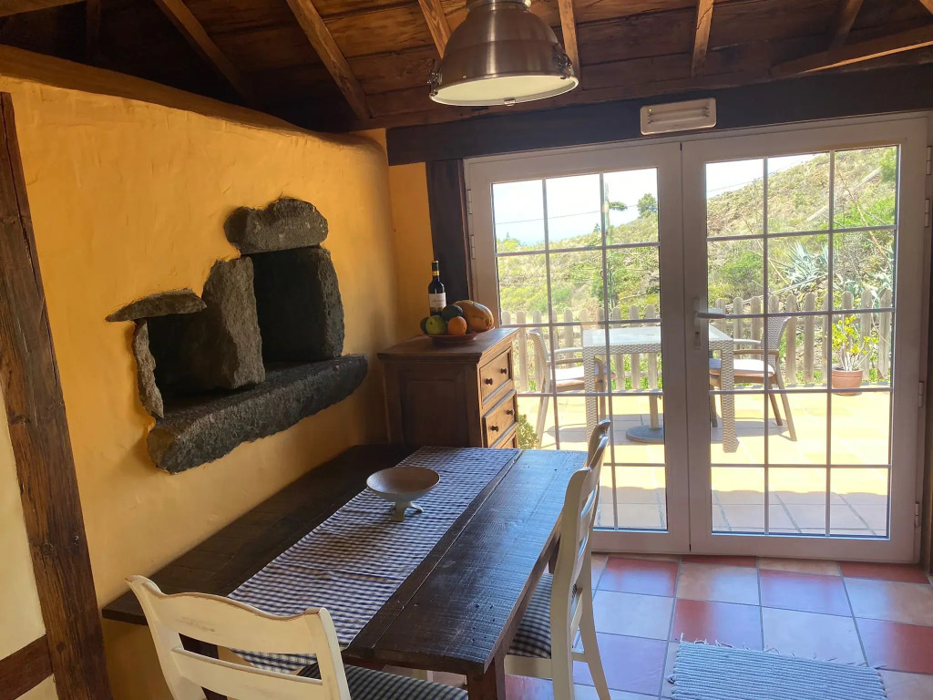 Holiday home in El Paso in a natural environment