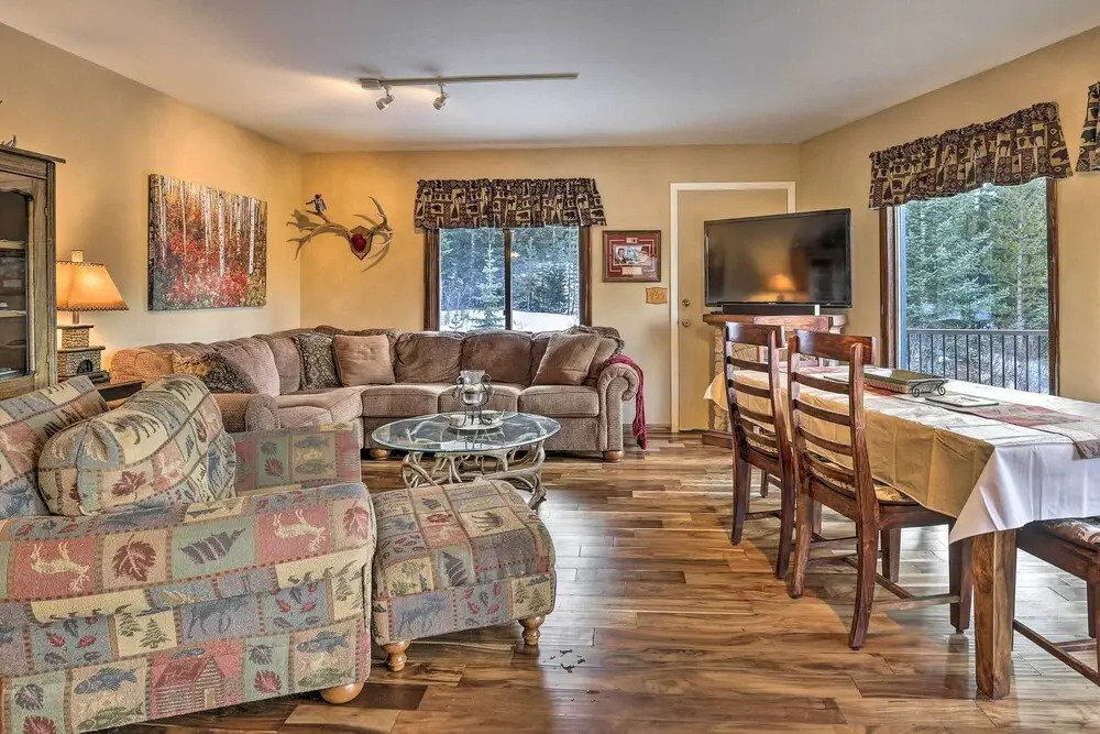 3 Mi to Ski Slopes! Hot Tub Haven in Breckenridge
