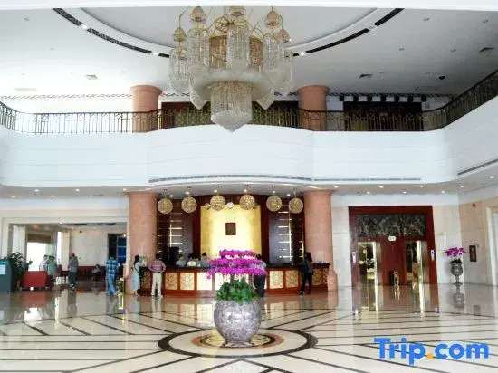Luofushan Jiabaotian International Hotspring Resort