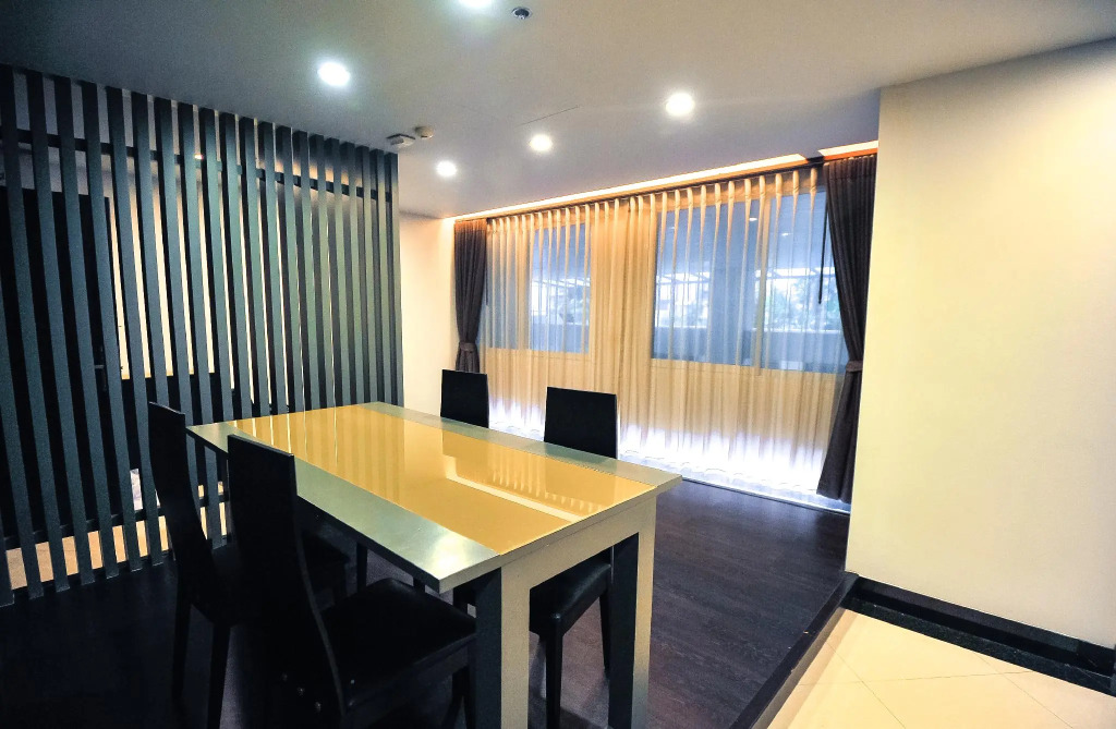 42Grand Residence