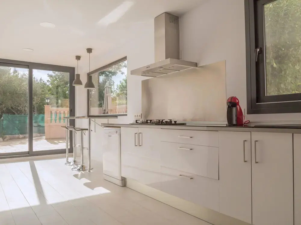 Nice Country House With Private Saltwater Pool, Chill Out, Table Tennis and BBQ