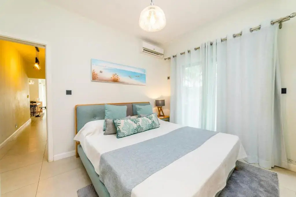 Beachcove Apt No 10