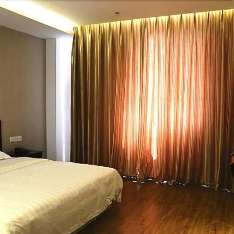 Jiangshan 128 Hotel