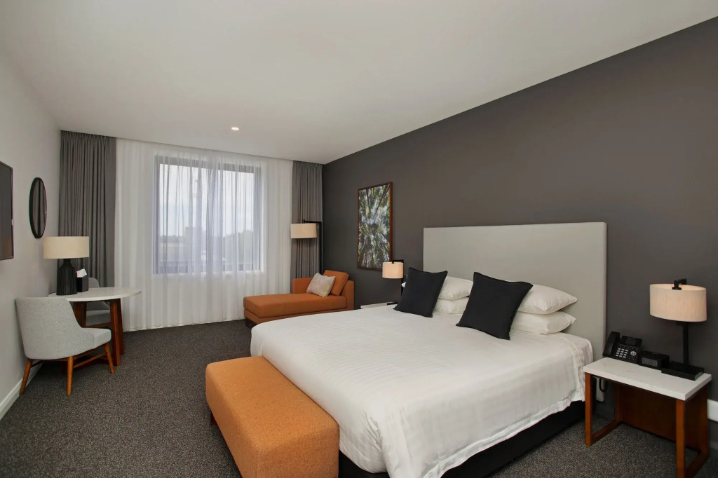 Mantra Traralgon