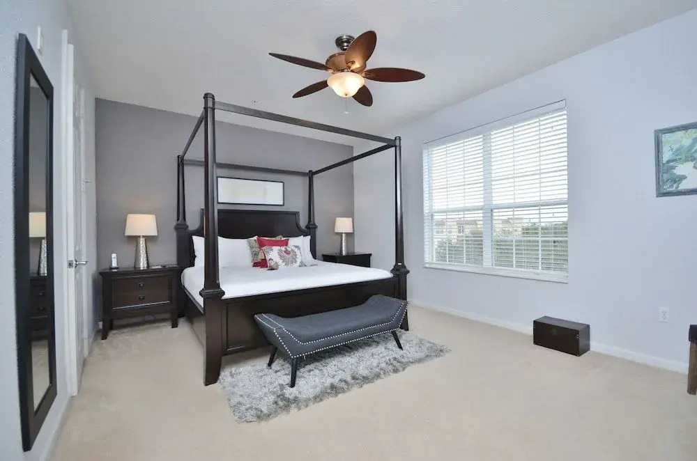 Palmavera Deluxe 3 Bedroom Condo by Redawning