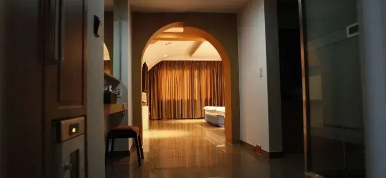 Stay 7 B&W Hotel