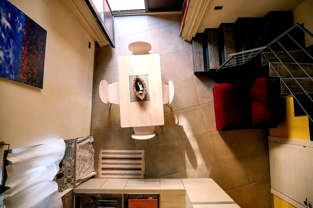 Center Street Apartment