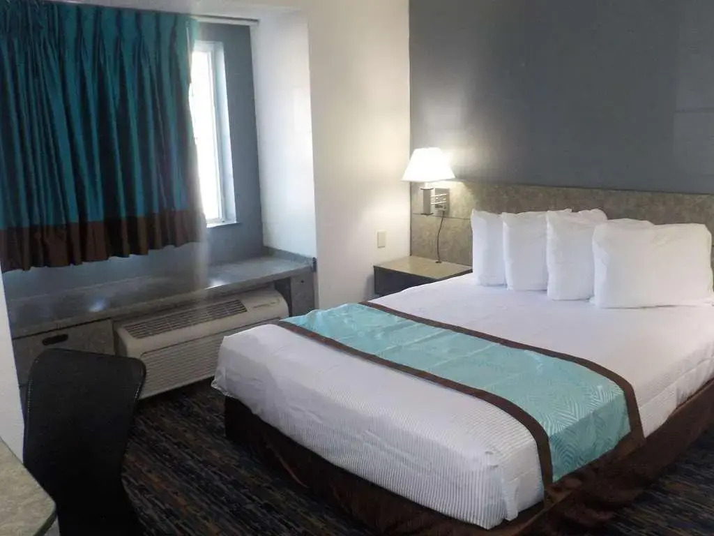 MJ INN and SUITES