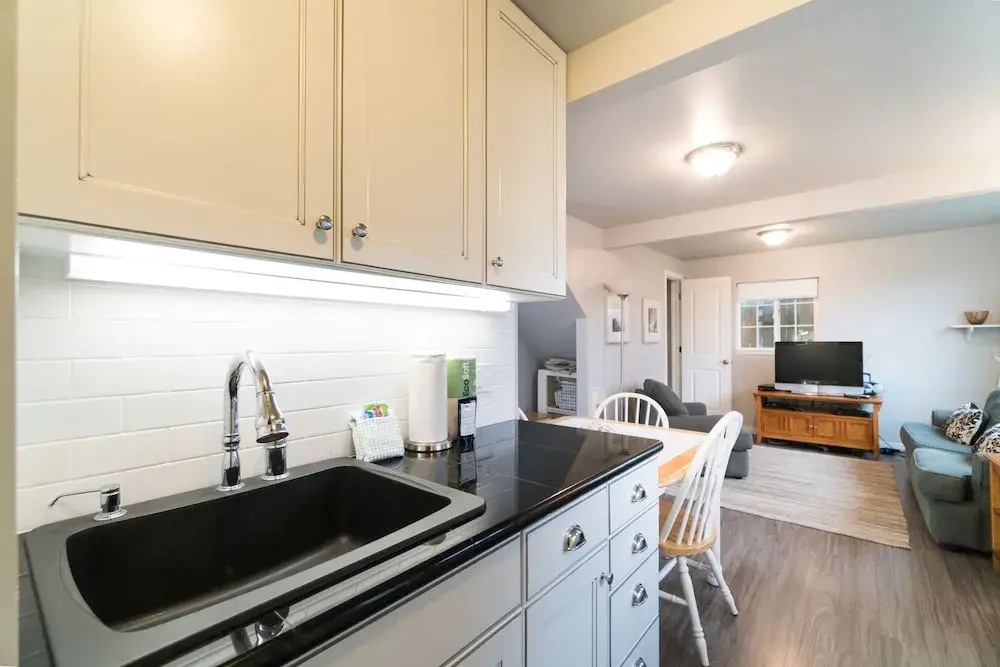 622 Holladay 1 Bedroom 1 Bathroom Home
