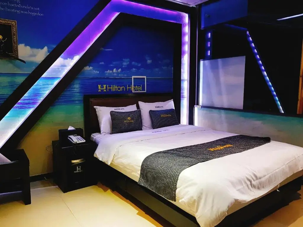 Hilton Motel