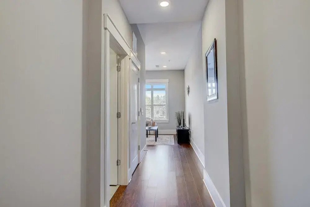 FRONTDESK Village at Commonwealth Apts Plaza Midwood Charlotte