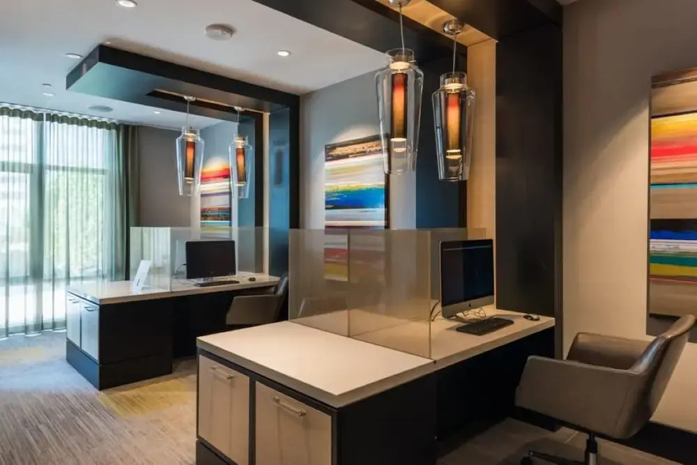 Global Luxury Suites at Town Center