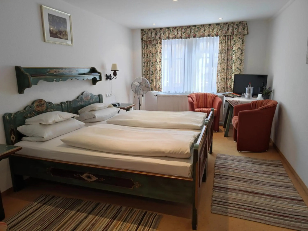 Hotel Tilman Riemenschneider by ANS