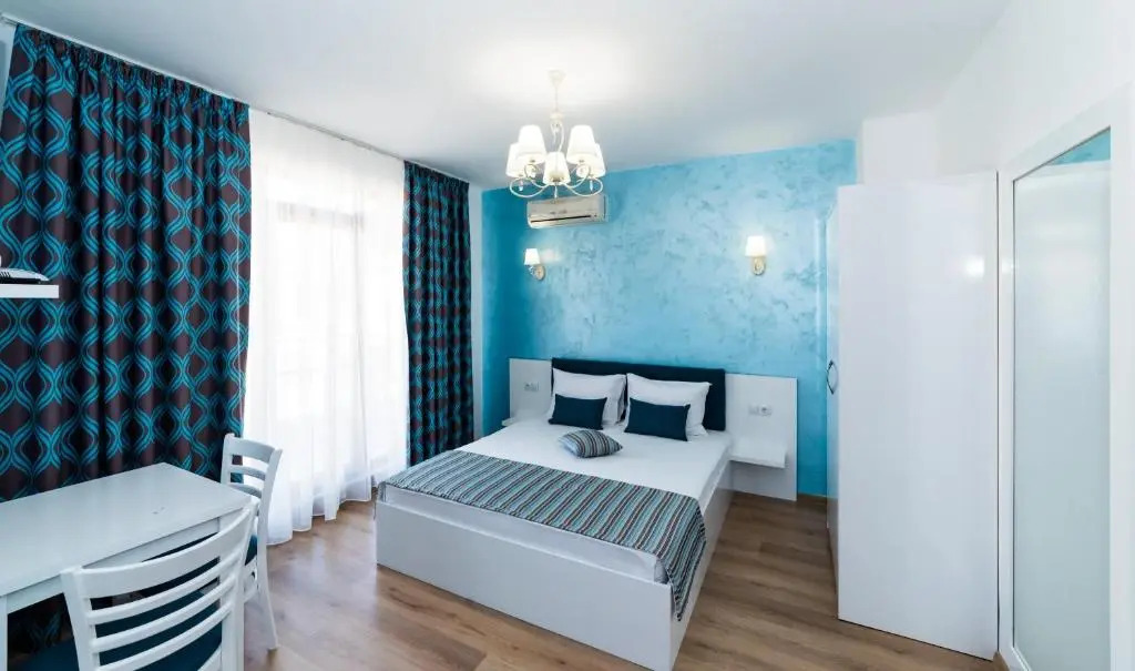 Stela Apartments