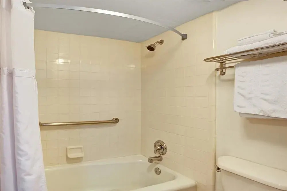 Days Inn by Wyndham Jacksonville South Memorial Hospital