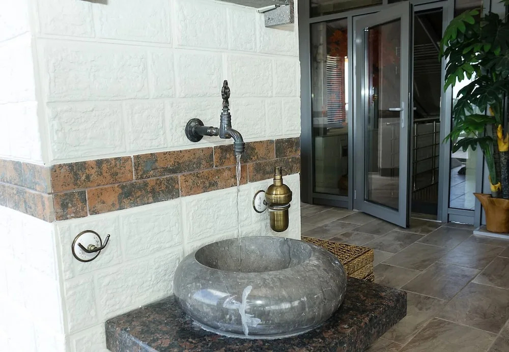 FM Luxury 3-BDR Penthouse with Pool & Terrace in Complex Katerina 1