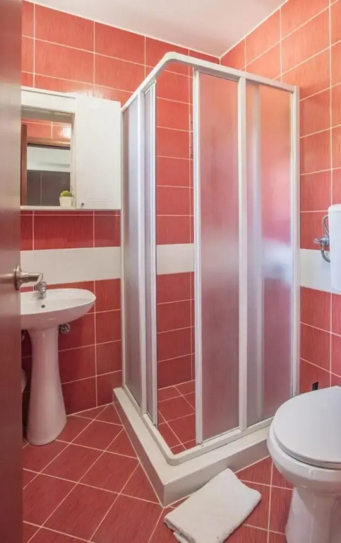 Great Studio Flat With View Near Beach in Tivat