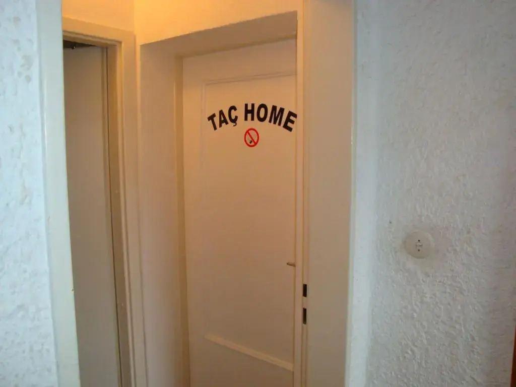 Tac Home 2-Zimmer Wohnung