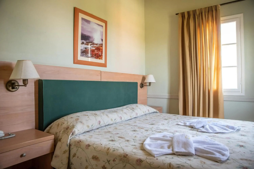 Alma Hotel
