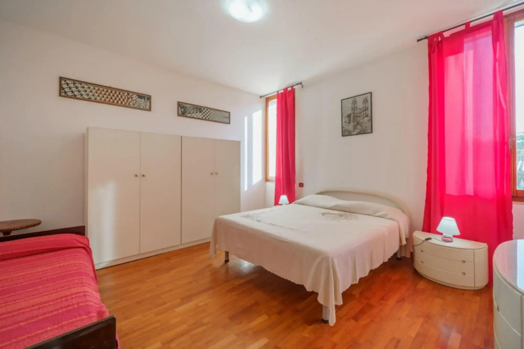 Casa Barbarossa with outdoor space and parking a few steps from Barbarossa-CASA BARBAROSSA 12