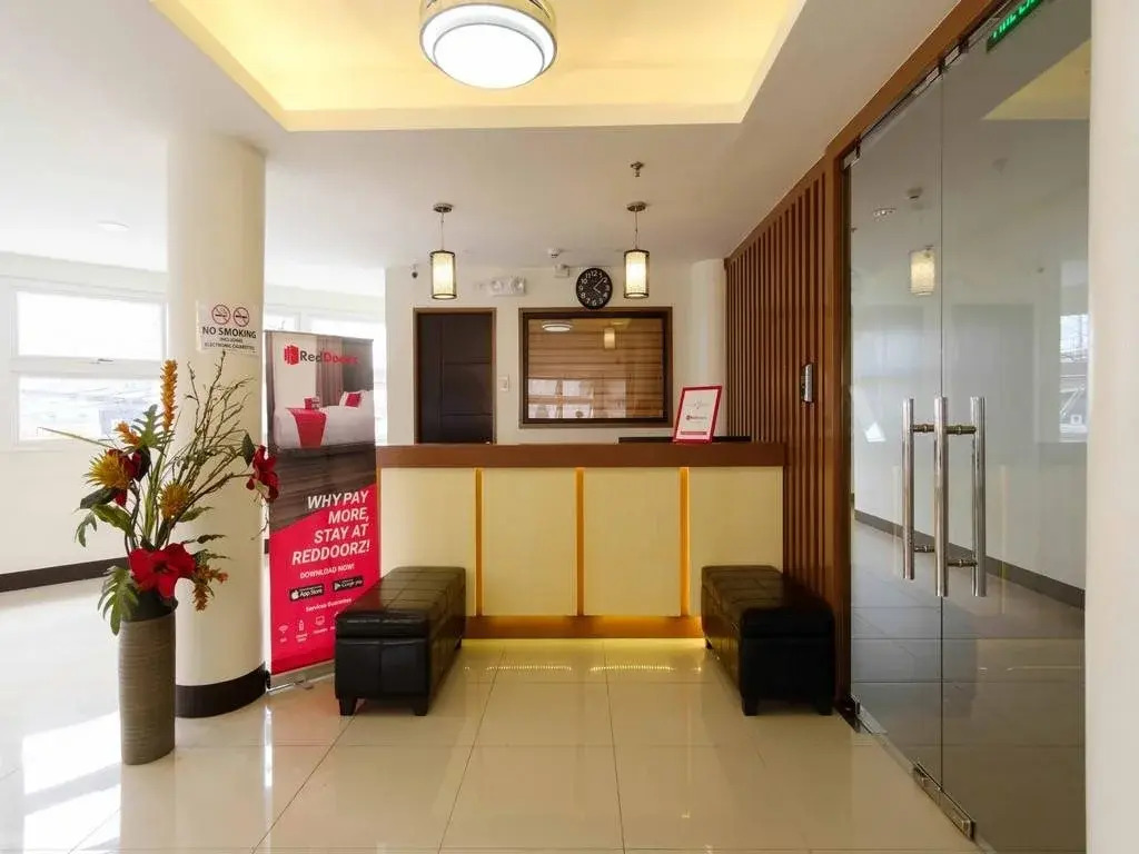 C Plaza Residences by RedDoorz