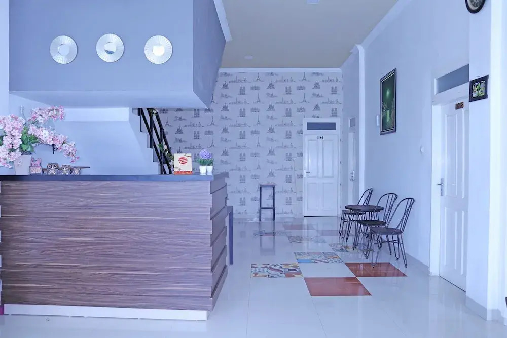 OYO 1386 Hotel Grand Gabelo