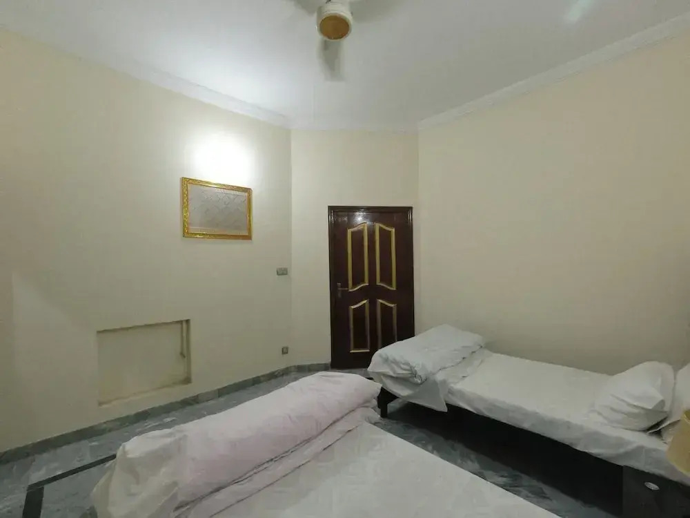 Room-cozy Guest Room in Rawalpindi - Sha