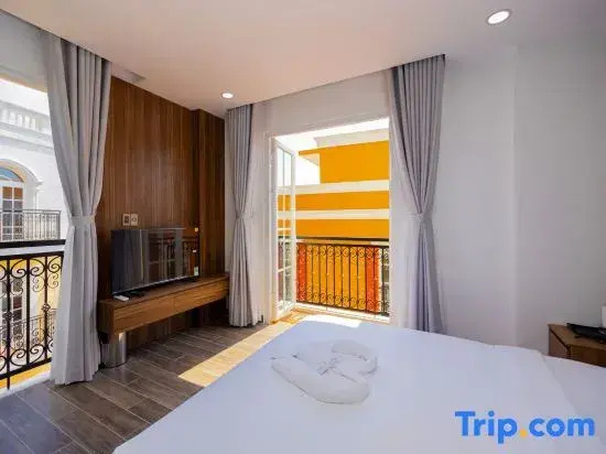 Merci Sunset Town Phu Quoc