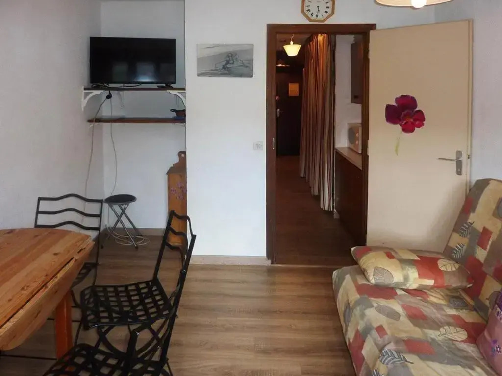 Appartement Les Orres, 1 pièce, 4 personnes - FR-1-322-9