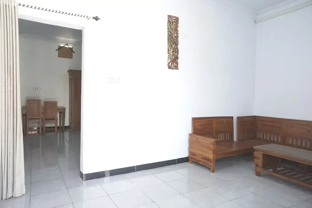 OYO Life 92886 Rumah Nyaman Radhika 2 Syariah