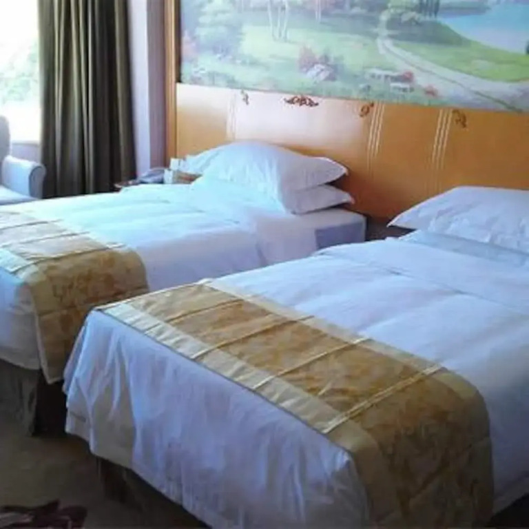 Vienna International Hotel Zhuhai Golden Phoenix