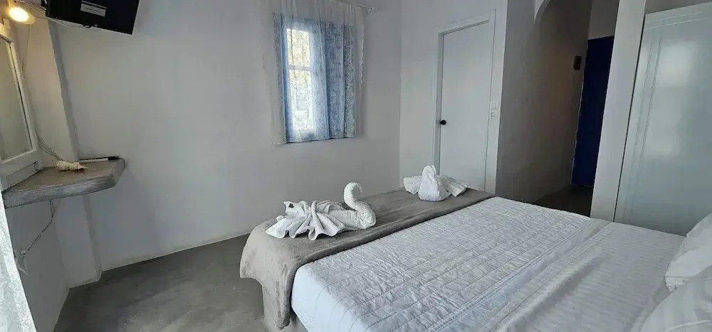 Hotel Pleasure Blackbeach Santorini
