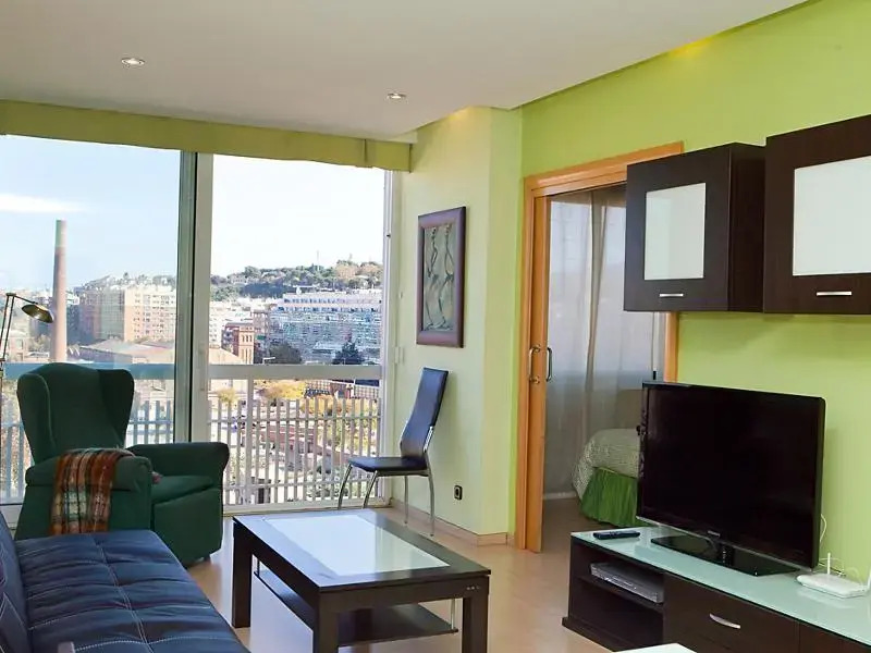 Sants-Montjuic Rambla Badal - Four Bedroom
