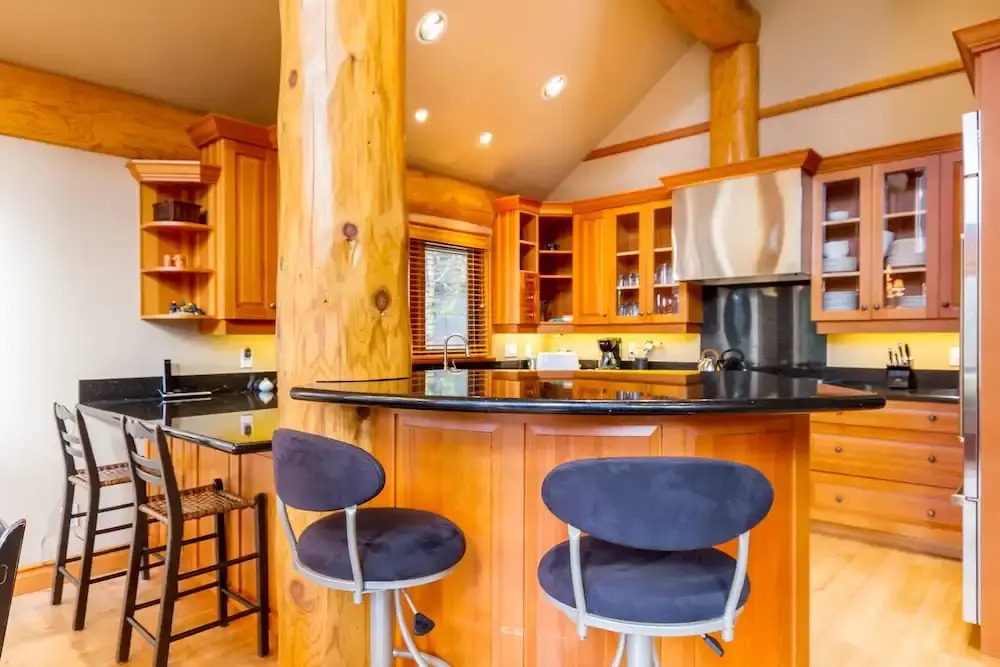 8140 Nicklaus North