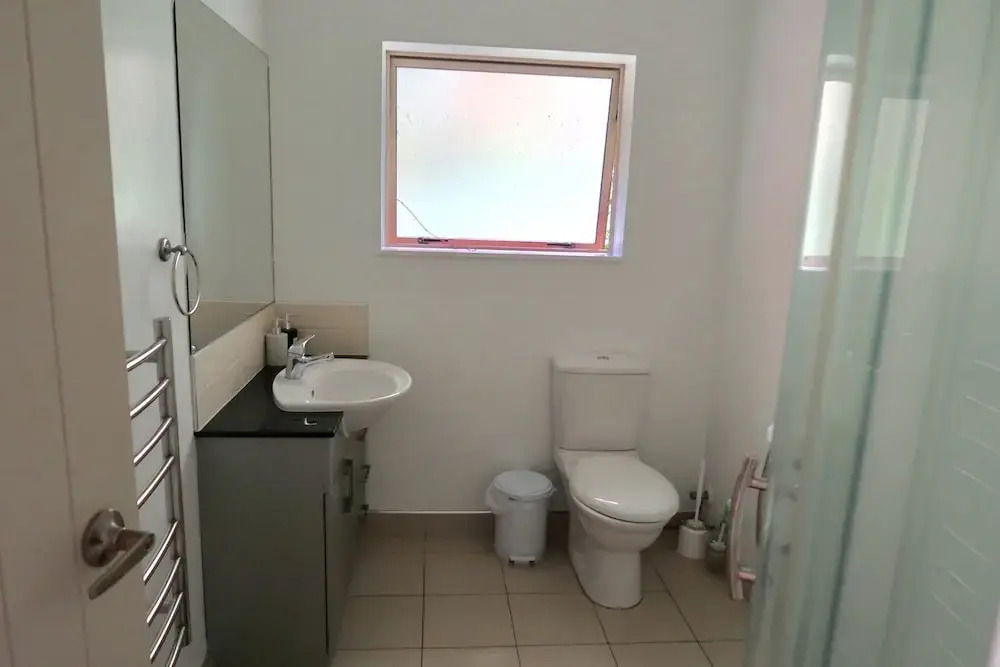 ARent - Serviced House - 82A Richardson Road