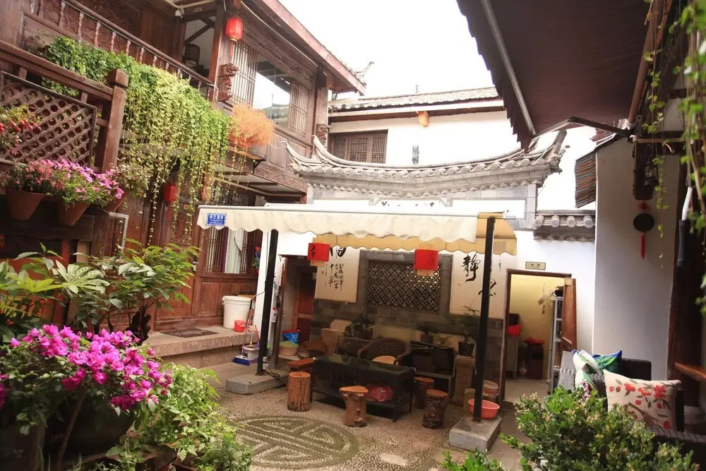 Liu He Ju Inn