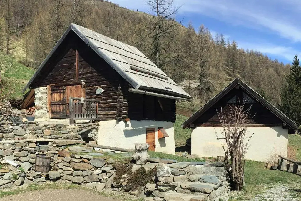 Alpine Chalet 1800m Le Petit Fontcouverte Névache Vallée de la Clarée