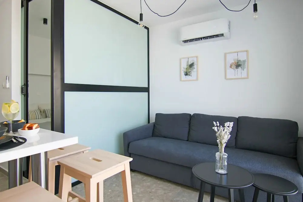 Phaedrus Living: Seaside Luxury Flat Athina 113