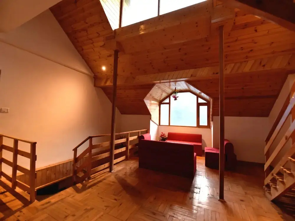 OYO 11677 Hidden Heaven Cottage