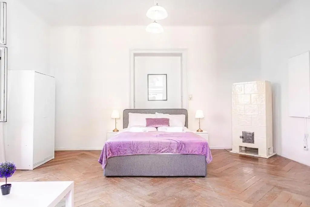 Cozy 2BR Apt. near AKH Hospital-ideal for Longstay
