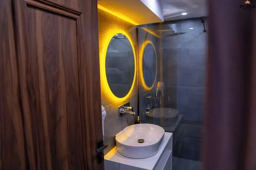 Parla Suite Hotel